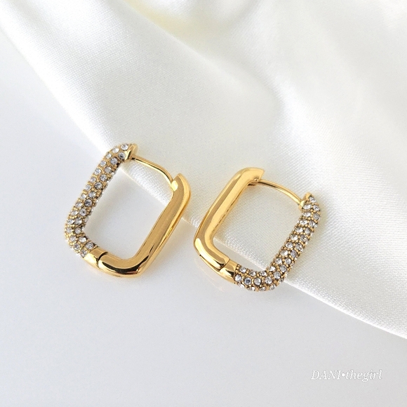 NEW Gold Asymmetric CZ Diamond Rectangle Hoop Earrings - Picture 2 of 8